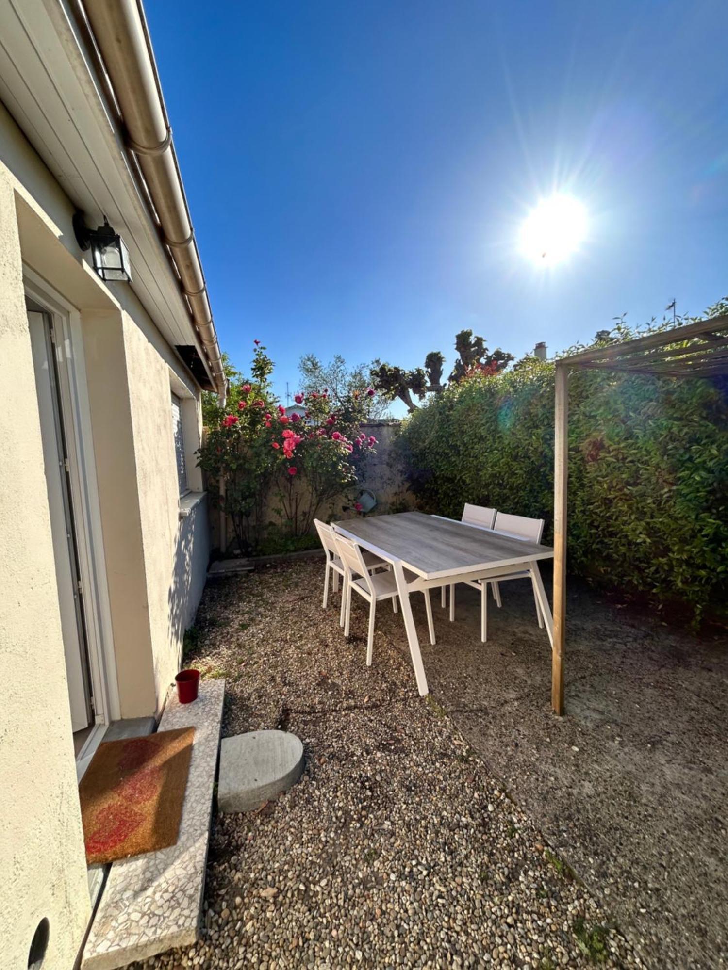 Maison 4Pers Terrasse Wifi Parking Talence Εξωτερικό φωτογραφία